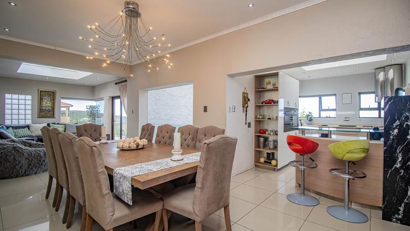 6 Bedroom Property for Sale in Dana Bay Western Cape